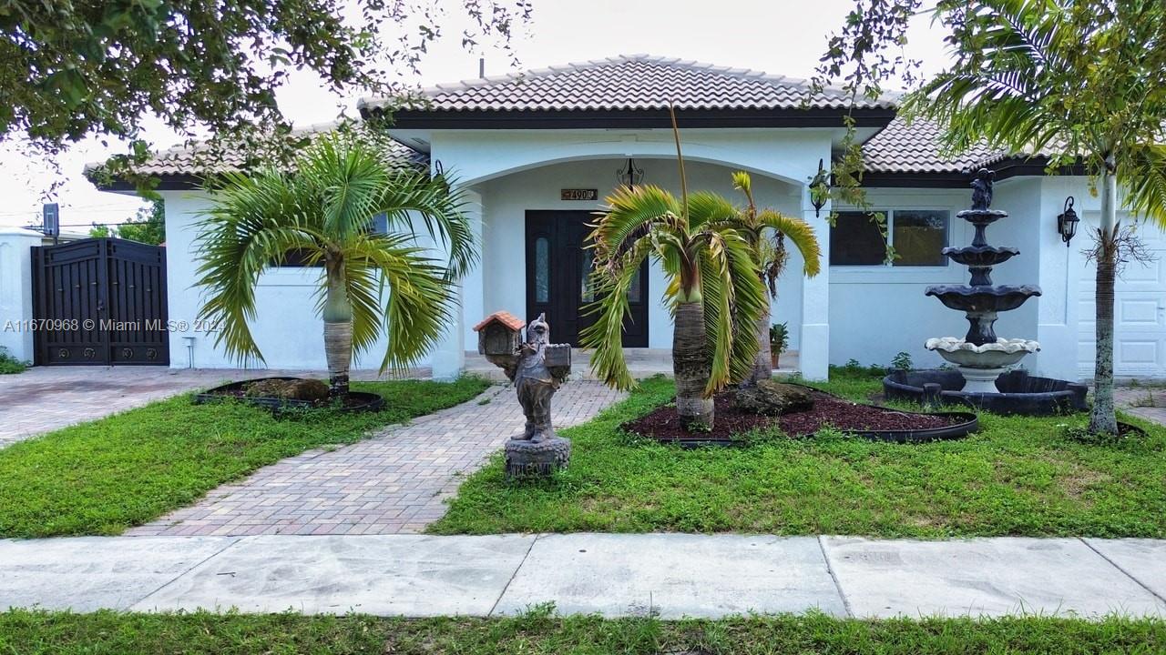 39th Pl, Hialeah, FL 33012