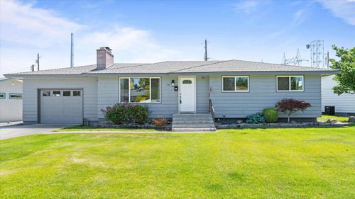 83 Cottonwood Dr, Richland, WA, 99352 | Card Image