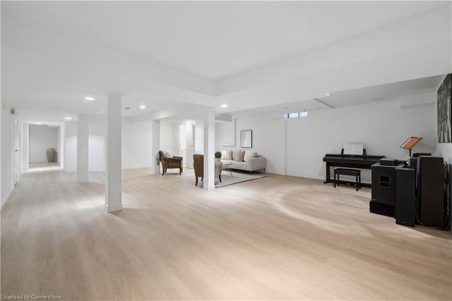 3962 Renfrew Cres, House other with 4 bedrooms, 4 bathrooms and 4 parking in Mississauga ON | Image 30