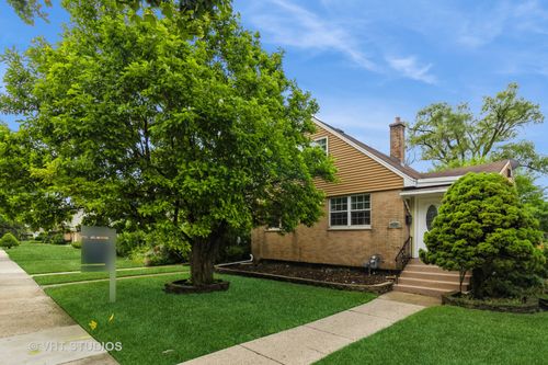 5037 Fargo Ave, Skokie, IL, 60077-3353 | Card Image