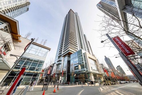 {{alt}} | Card Image