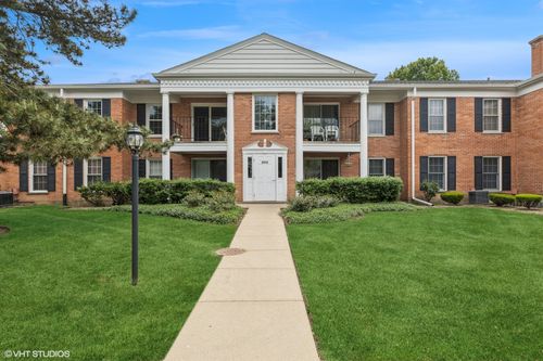 apt-202-565 Shorely Dr, Barrington, IL, 60010-3316 | Card Image