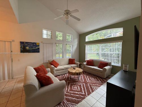 1013 Park Ridge Cir, Kissimmee, FL, 34746-6143 | Card Image