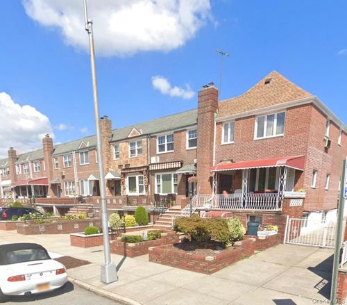 60-71 72nd St, Maspeth, NY, 11378-2915 | Card Image