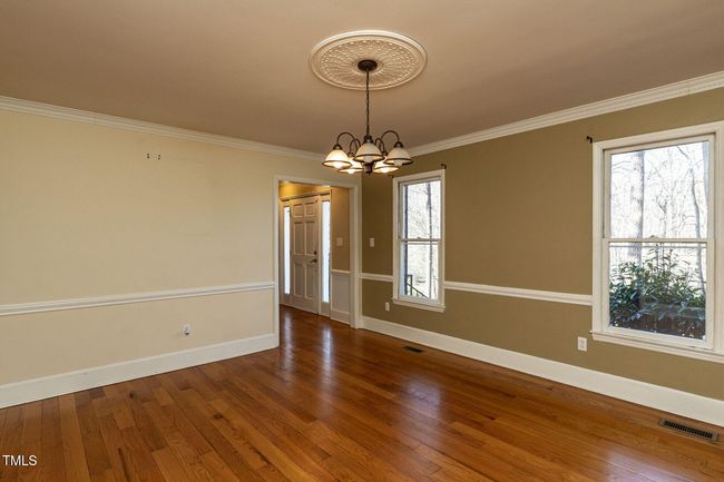 008-1920x1080-dining-room | Image 10