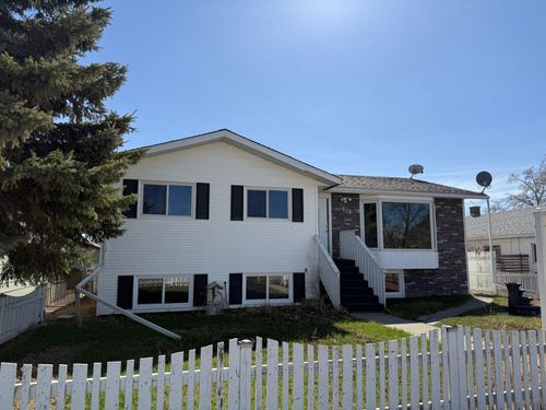 706 2 St Se, Drumheller, AB, T0J0Y6 | Card Image