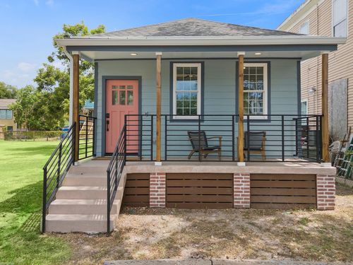 1825 Avenue N Street, Galveston, TX, 77550 | Card Image