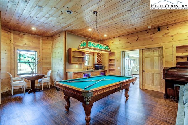 Game Room | Image 41