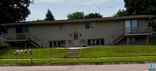 2601 Pioneer Trl Trail, Sioux Falls, SD, 57103 | Card Image