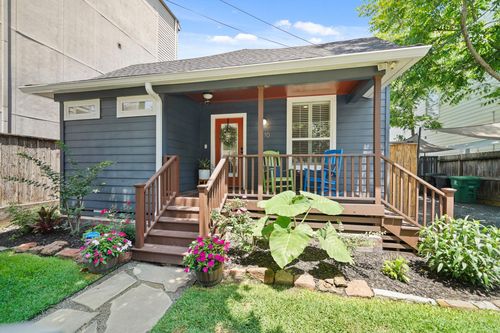 1710 Spring St, Houston, TX, 77007-4055 | Card Image