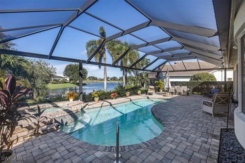 537 Wedgewood Way, NAPLES, FL, 34119-1810 | Card Image