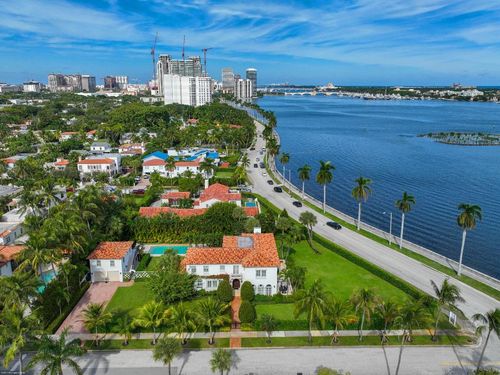 245 Valencia Rd, West Palm Beach, FL, 33401-8043 | Card Image