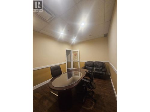 208-8291 92 St, Delta, BC, V4G0A4 | Card Image