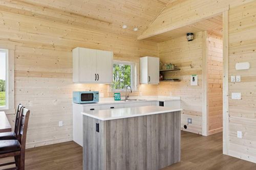 200 Fawn Hills Dr, Bragg Creek, AB, T0L | Card Image