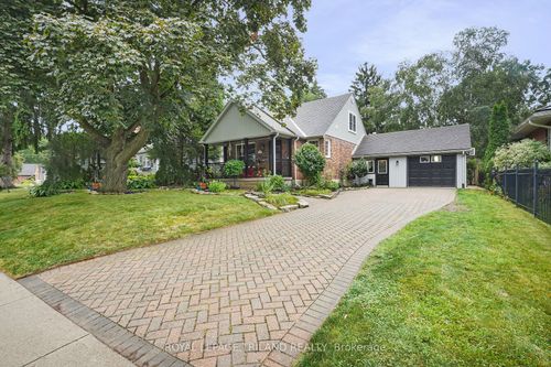 87 Iroquois Ave, London, ON, N6C2K7 | Card Image