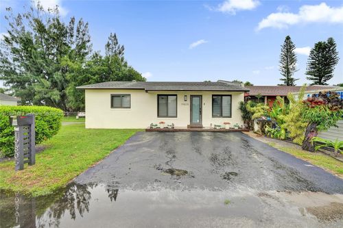 0-19805 Nw 28th Ct, Miami Gardens, FL, 33056-2470 | Card Image