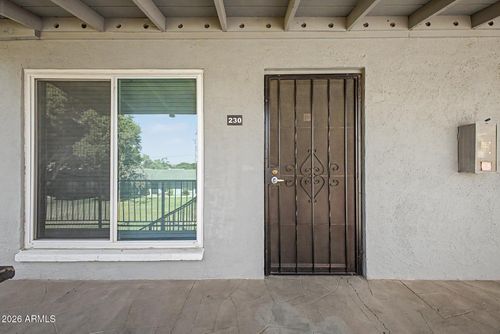 230-7141 N 16th St, Phoenix, AZ, 85020-5542 | Card Image