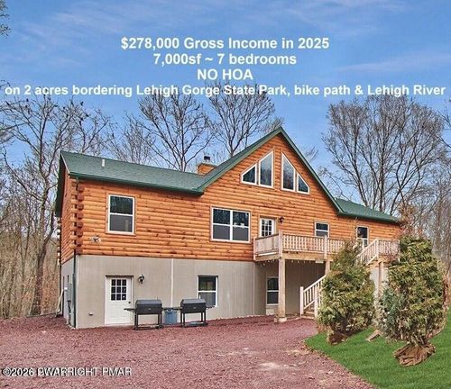 14 River Dr, White Haven, PA, 18661-3211 | Card Image