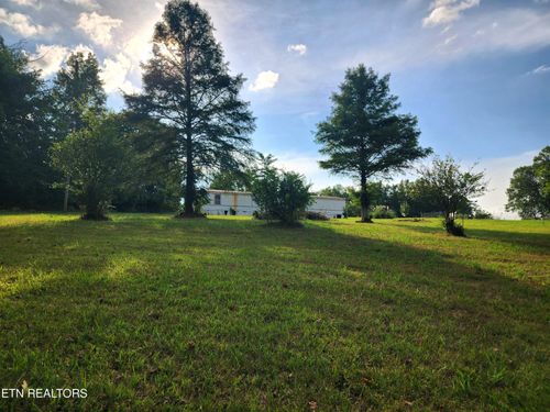 185 Mccormick Ln, Harriman, TN, 37748-5612 | Card Image