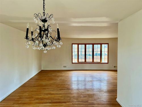 705 Ardsley Rd, Scarsdale, NY, 10583-1801 | Card Image