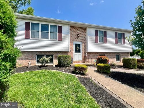 269 Grant Ave, LEESPORT, PA, 19533-9522 | Card Image