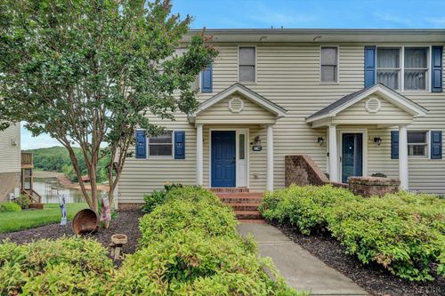 b1-375 Cambridge Ct, Hardy, VA, 24101-2665 | Card Image