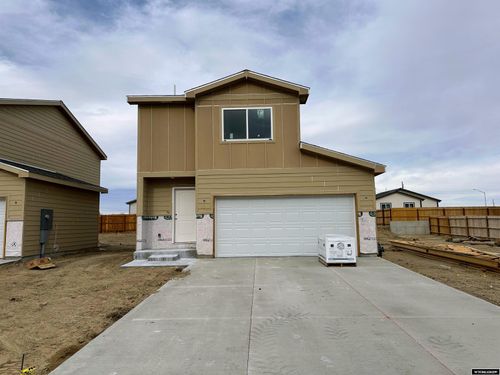 4660 Pontiac Street, Mills, WY, 82644 | Card Image