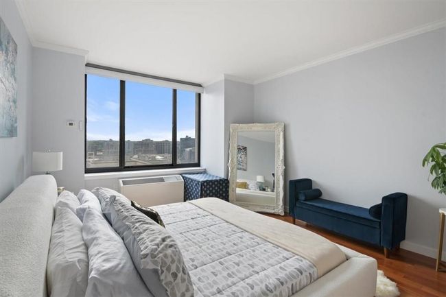 APT-17C - 10 City Pl, Condo with 2 bedrooms, 3 bathrooms and null parking in White Plains NY | Image 7