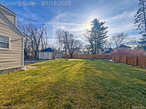 78 E Strathmore Ave, Pontiac, MI, 48340-2764 | Card Image