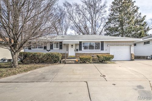 1700 Patterson Rd, Florissant, MO, 63031-3245 | Card Image