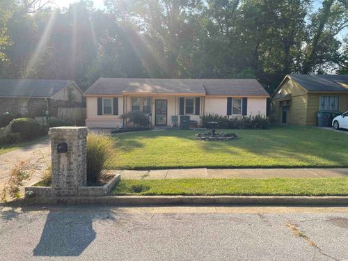 4693 Royal Ridge Dr, Memphis, TN, 38128-1223 | Card Image