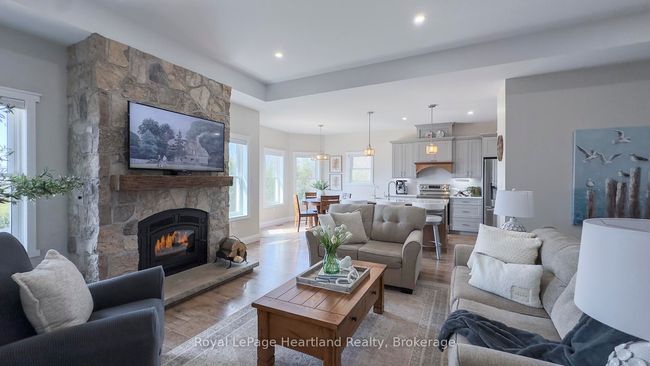 85049 Michelle St, House other with 2 bedrooms, 2 bathrooms and 4 parking in Goderich ON | Image 7