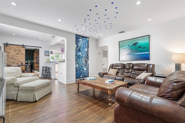 1055 Ne 120 Th St, House other with 4 bedrooms, 2 bathrooms and null parking in Biscayne Park FL | Image 9