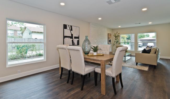 1721 Essex Ave, House other with 2 bedrooms, 1 bathrooms and null parking in Dallas TX | Image 6
