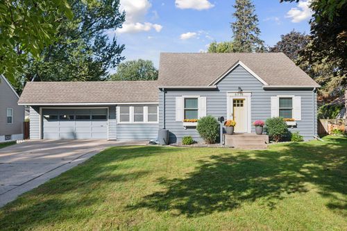 6718 2nd Ave S, Richfield, MN, 55423-2411 | Card Image