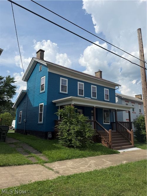 76 W Main St, Salineville, OH, 43945-1081 | Card Image