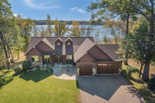 13343 Lake Place Rd, Zimmerman, MN, 55398-9230 | Card Image