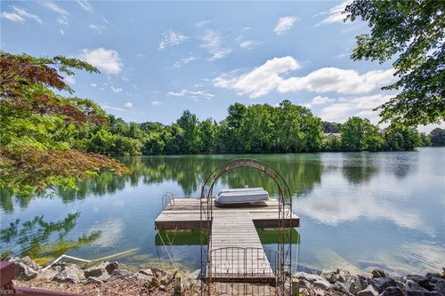 27 Reflection Ln, Hampton, VA, 23666-2386 | Card Image