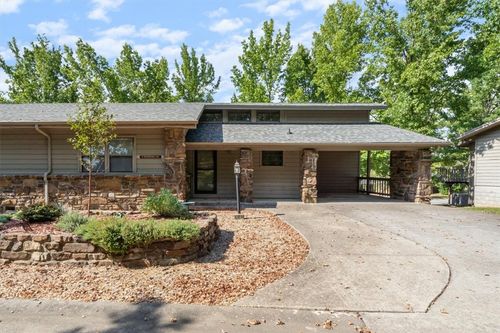 10 Wedgewood Ln, Holiday Island, AR, 72631-4560 | Card Image