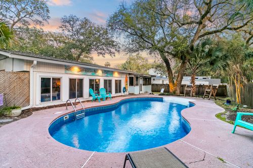 23 24th Ave, Isle of Palms, SC, 29451-2373 | Card Image