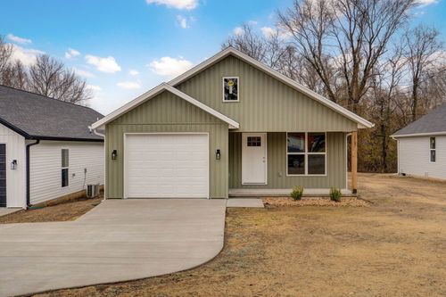 1107 E Smith St, Springfield, MO, 65803-3737 | Card Image