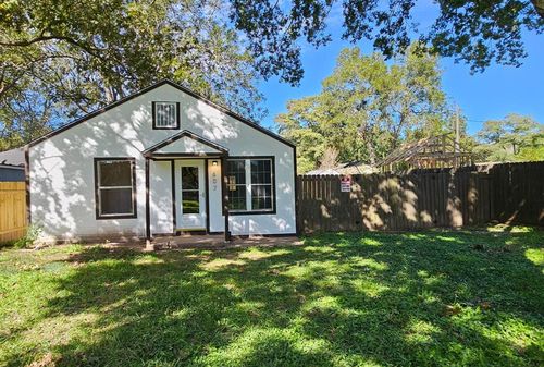 607 Speed St, Wharton, TX, 77488-4127 | Card Image