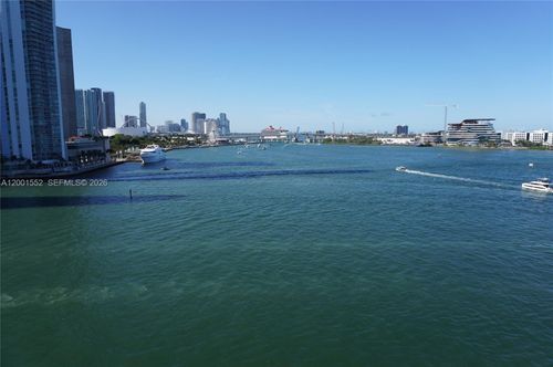 806-848 Brickell Key Dr, Miami, FL, 33131-3709 | Card Image