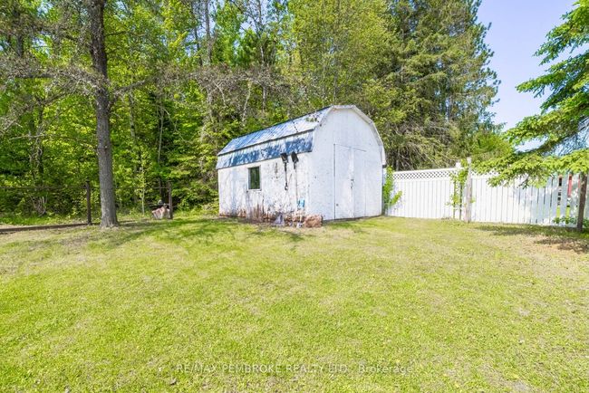 115 Mckee Rd, House other with 4 bedrooms, 4 bathrooms and 4 parking in Deep River ON | Image 31