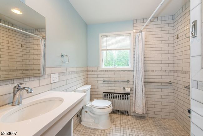 59 Lyall Rd, House other with 4 bedrooms, 2 bathrooms and null parking in Clifton NJ | Image 8