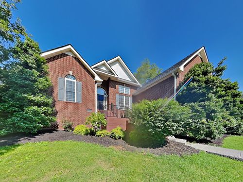 419 Fieldstone Dr, White House, TN, 37188-9555 | Card Image