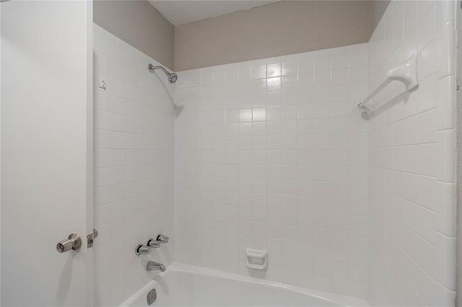 1812 Oakhollow Dr, House other with 3 bedrooms, 2 bathrooms and null parking in Norman OK | Image 24
