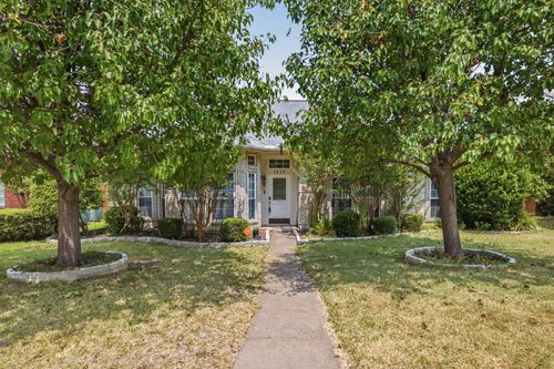 1517 Palisades Dr, Carrollton, TX, 75007-4309 | Card Image