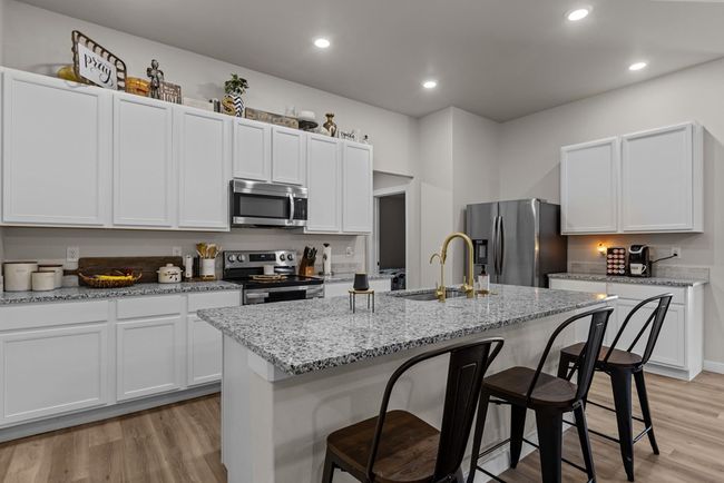 2021 Escalara St, House other with 4 bedrooms, 2 bathrooms and 2 parking in Midland TX | Image 7