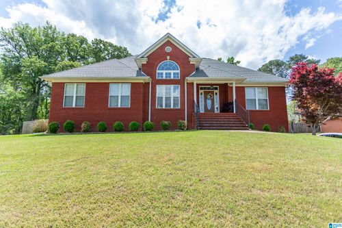 7504 Chase Way, BESSEMER, AL, 35023-8041 | Card Image